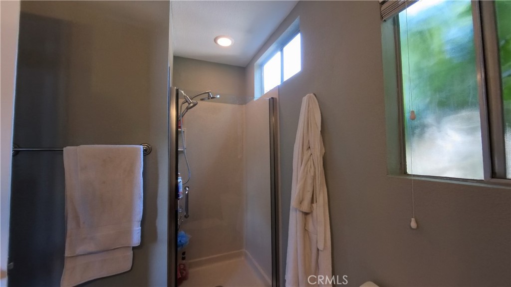 7805 Richard, Lucerne, CA 95458