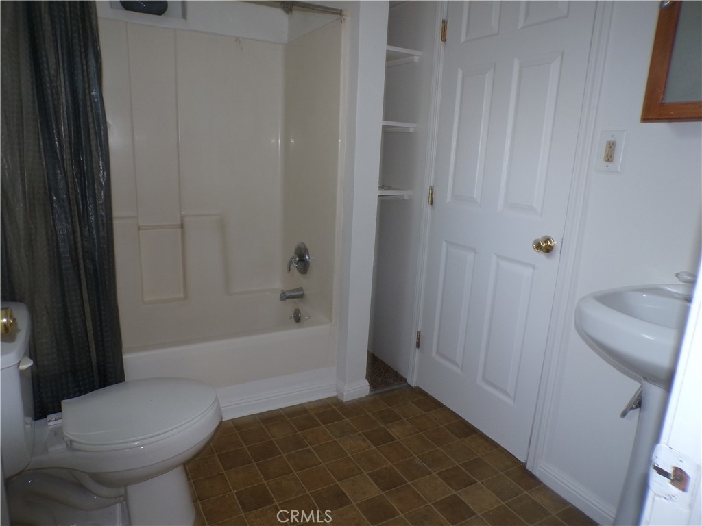 3660 Country Club, Lucerne, CA 95458