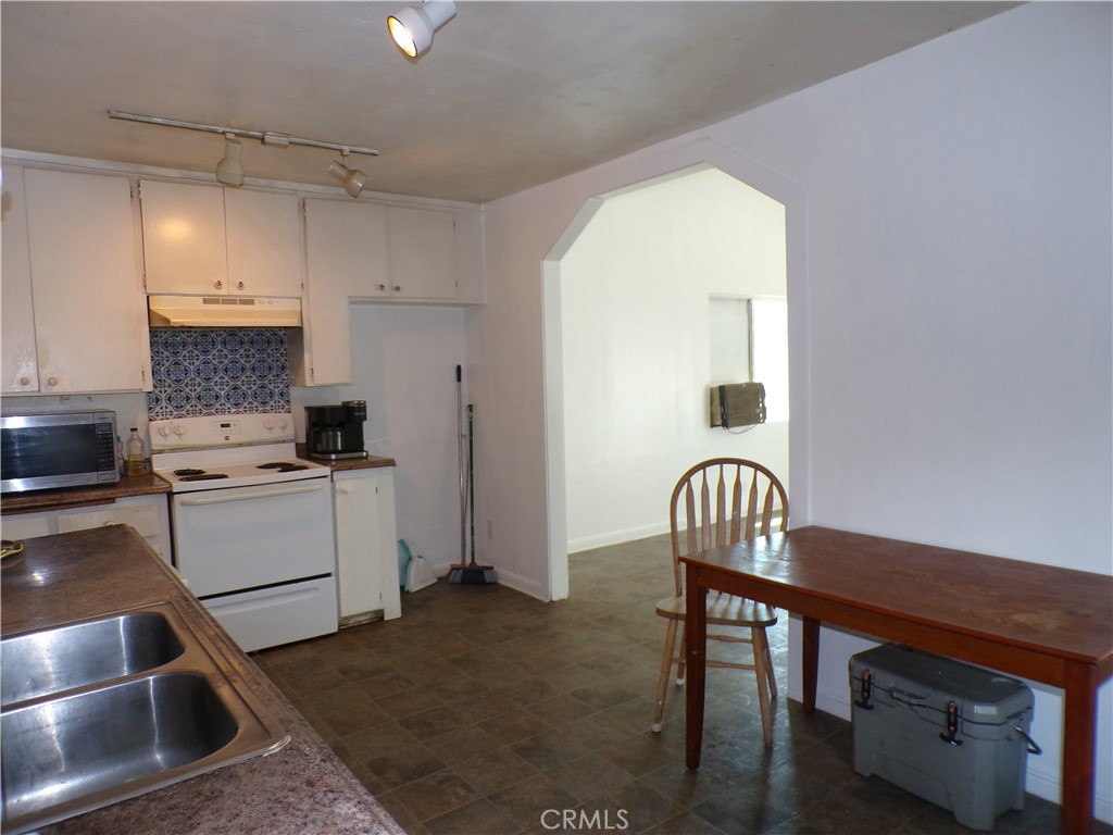 3660 Country Club, Lucerne, CA 95458