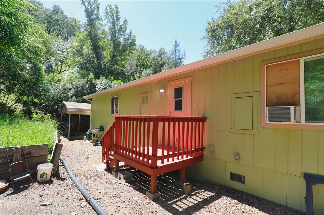 7072 Sonja Lu, Lucerne, CA 95458