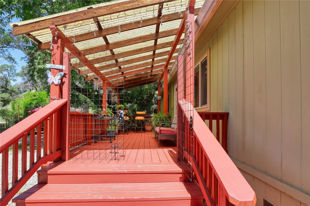 7072 Sonja Lu, Lucerne, CA 95458