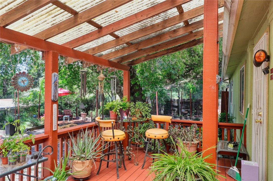 7072 Sonja Lu, Lucerne, CA 95458