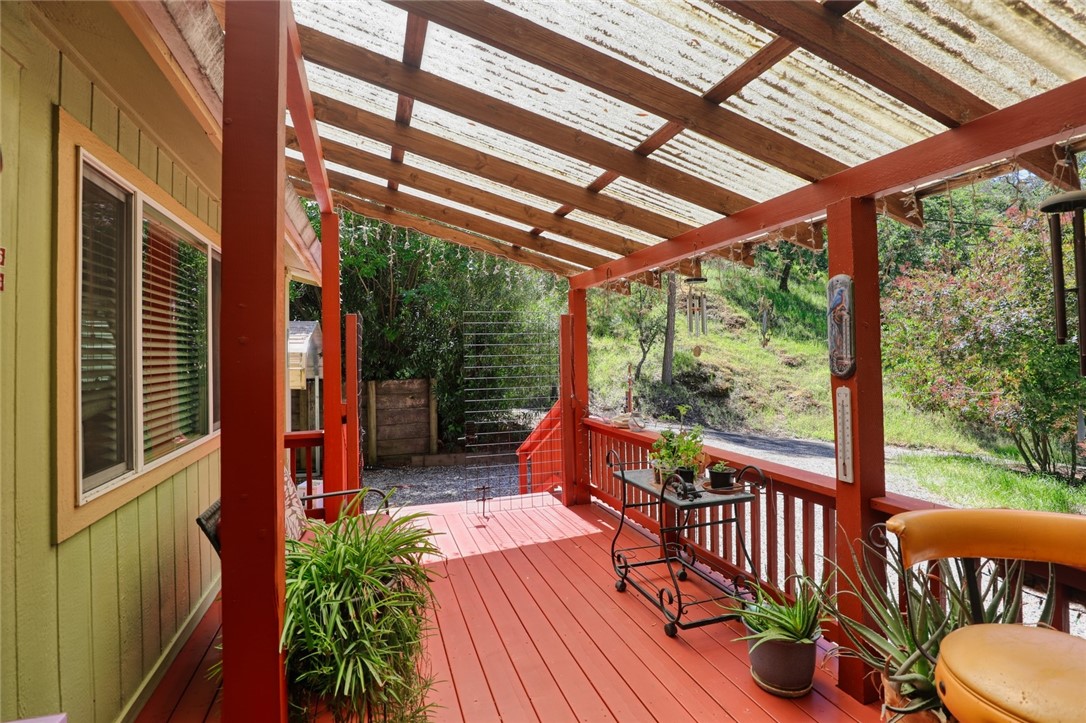 7072 Sonja Lu, Lucerne, CA 95458