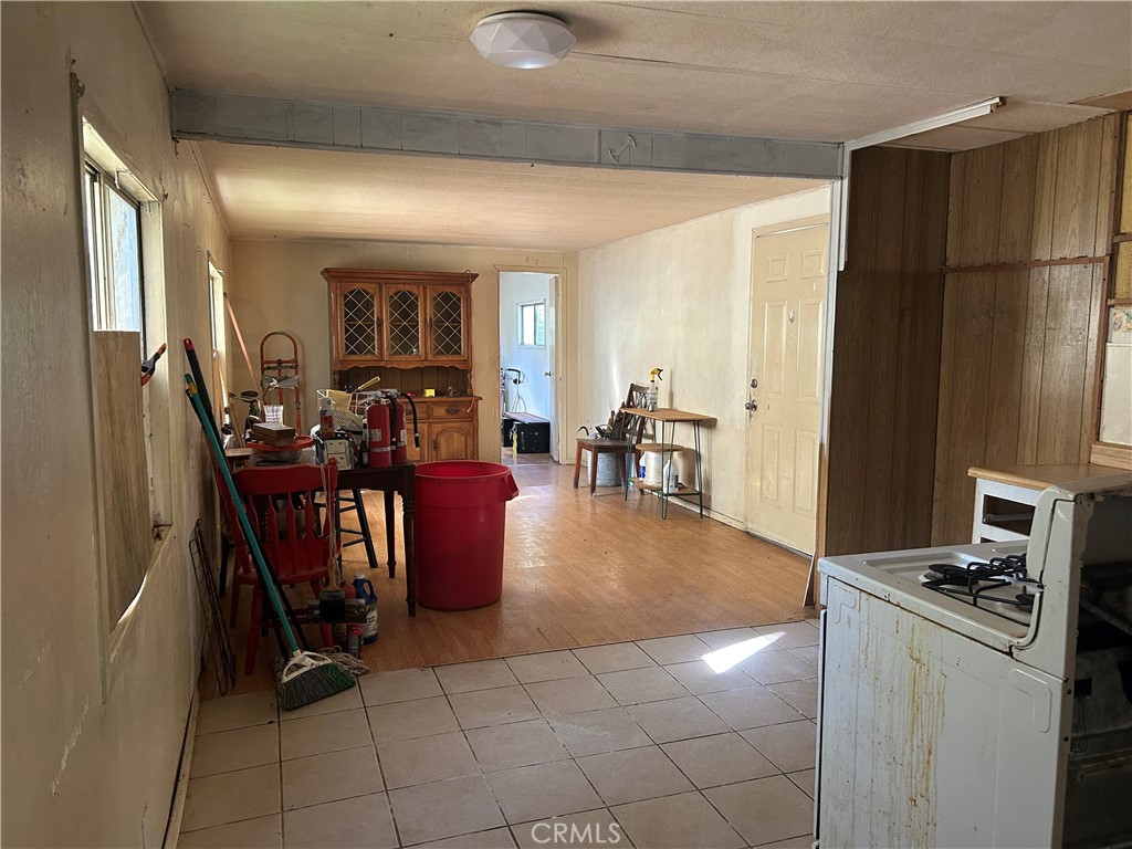 6861 Rosemont, Lucerne, CA 95458