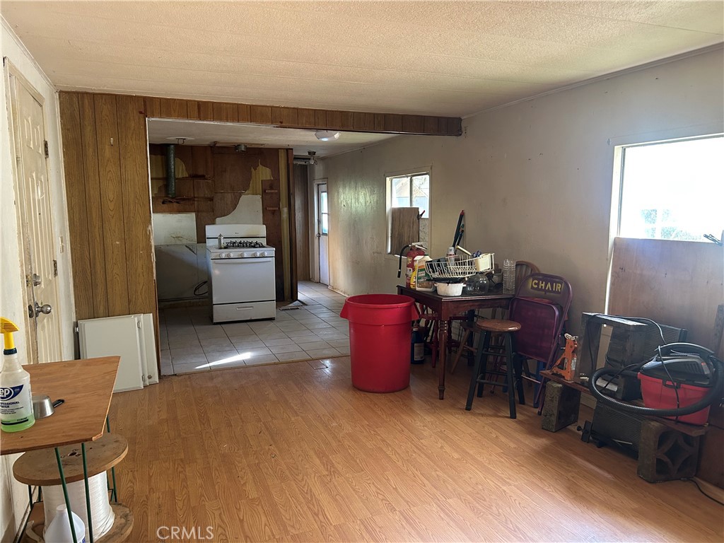 6861 Rosemont, Lucerne, CA 95458