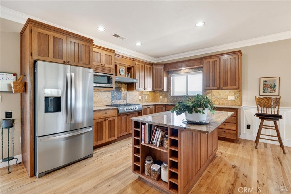 3165 Fulton, Lucerne, CA 95458