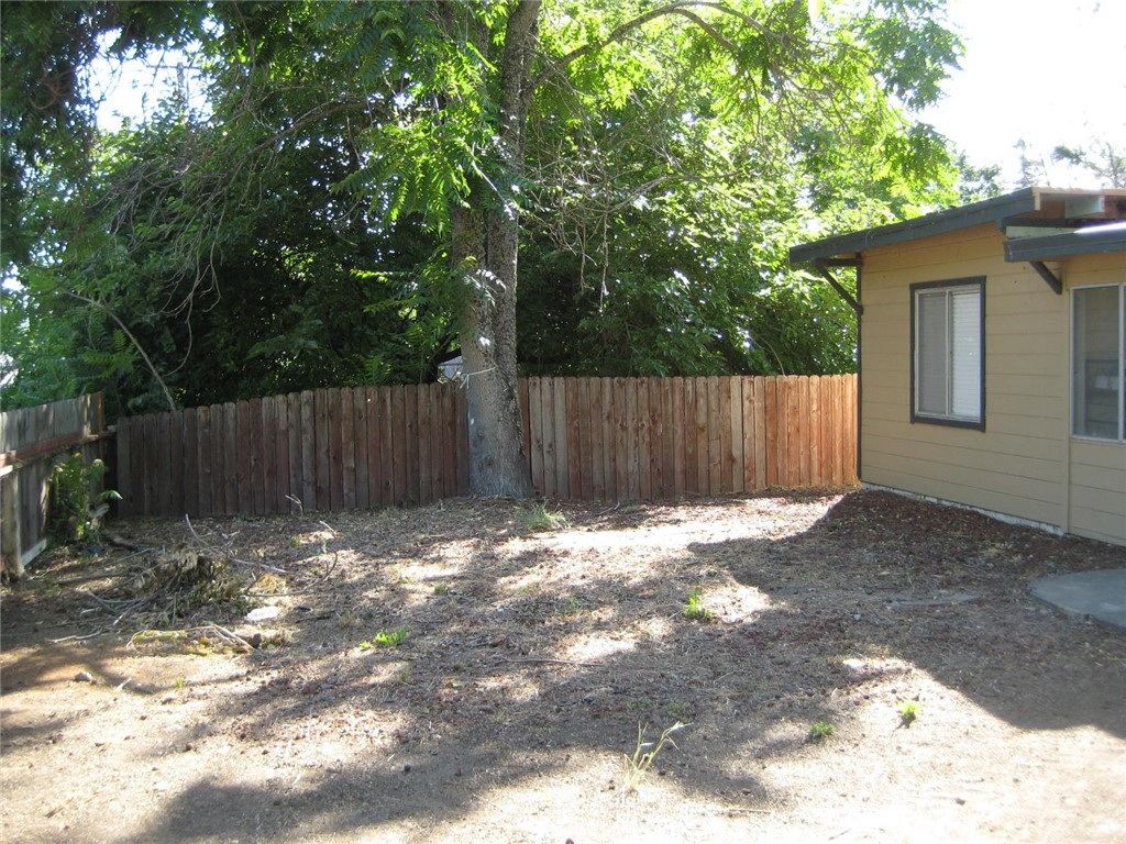 6304 6th, Lucerne, CA 95458