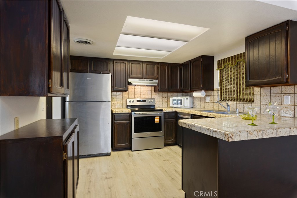 7846 Alston Way, Lucerne, CA 95458
