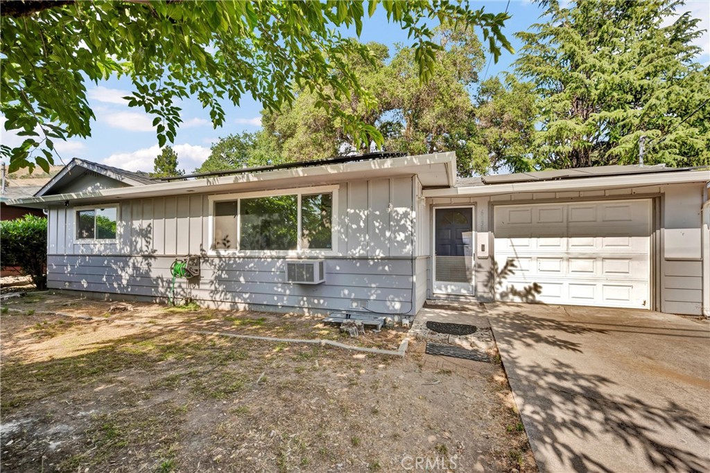 6838 Virginia Dr, Lucerne, CA 95458