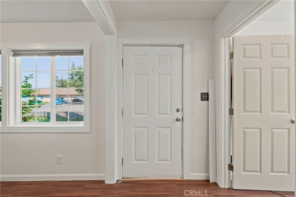 6299 10th Ave, Lucerne, CA 95458