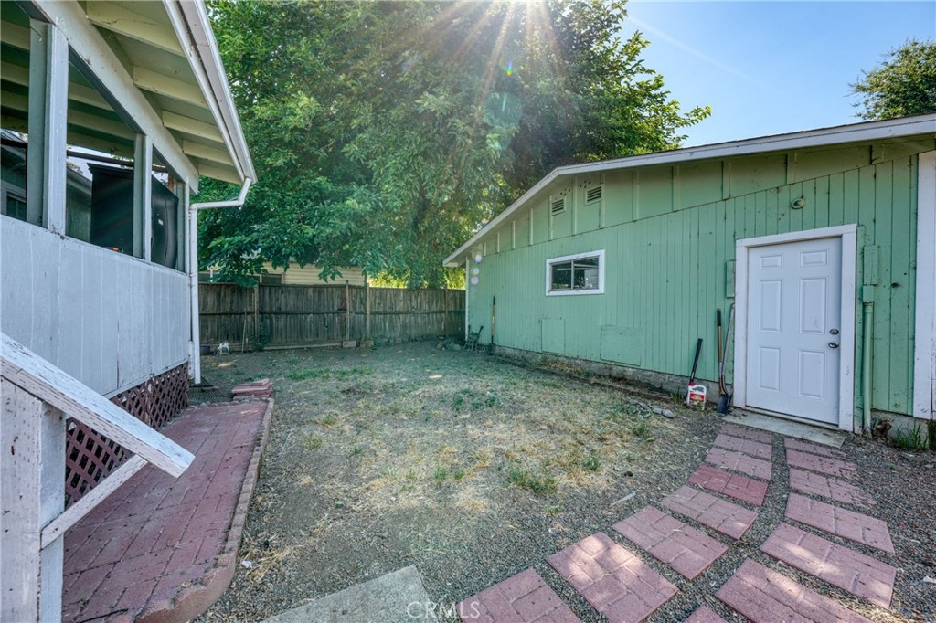 6299 10th Ave, Lucerne, CA 95458