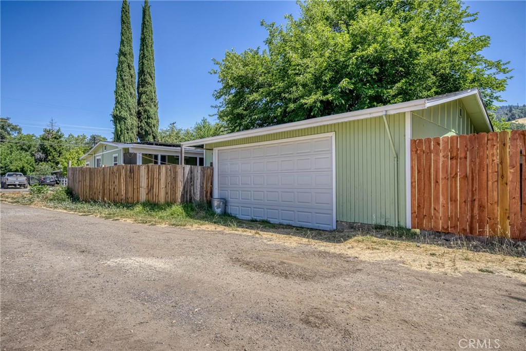 6299 10th Ave, Lucerne, CA 95458