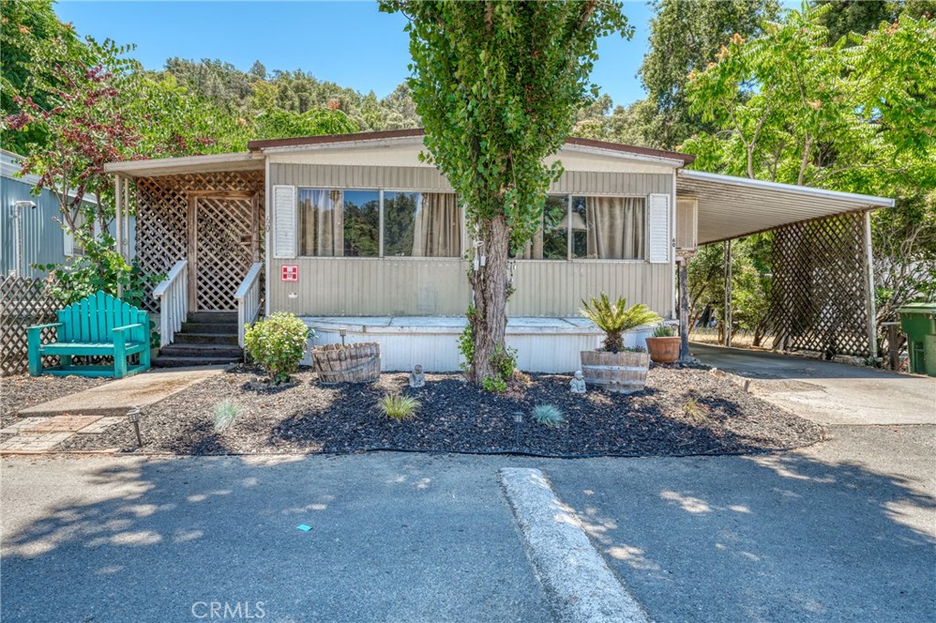 3630 Country Club Ln, Lucerne, CA 95458