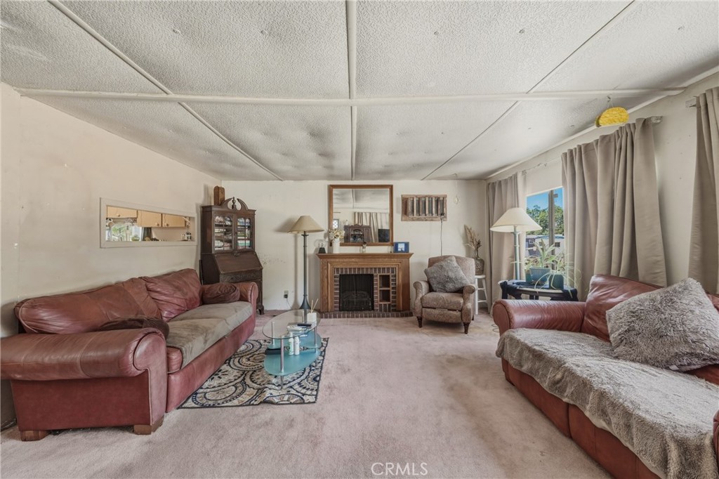 3630 Country Club Ln, Lucerne, CA 95458