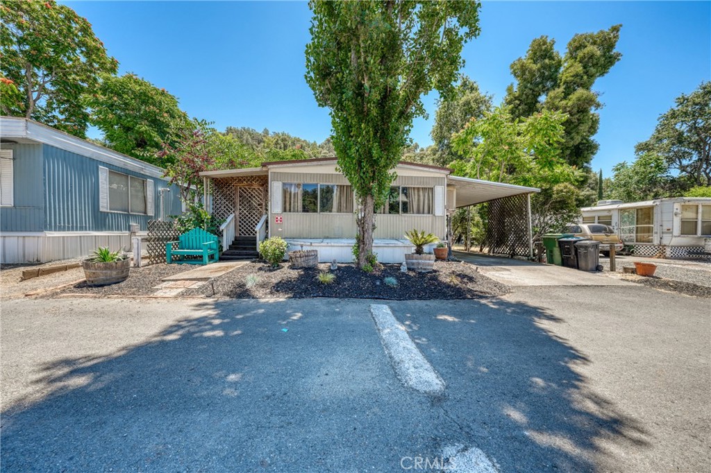 3630 Country Club Ln, Lucerne, CA 95458