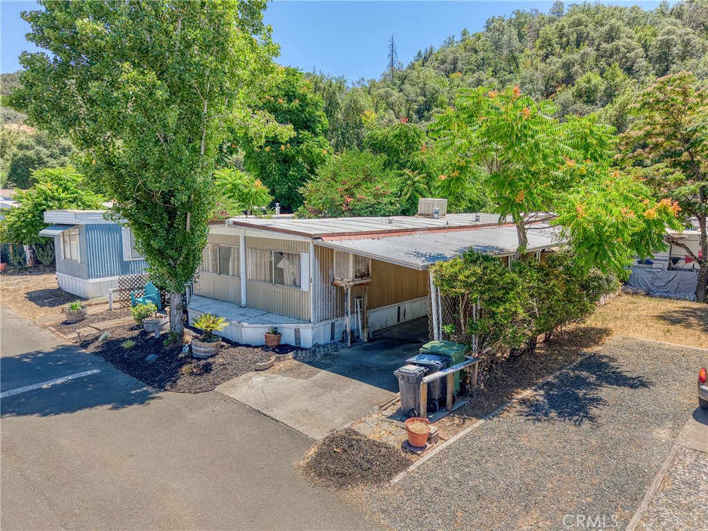 3630 Country Club Ln, Lucerne, CA 95458