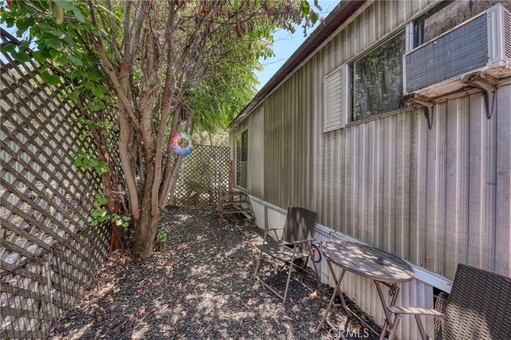 3630 Country Club Ln, Lucerne, CA 95458