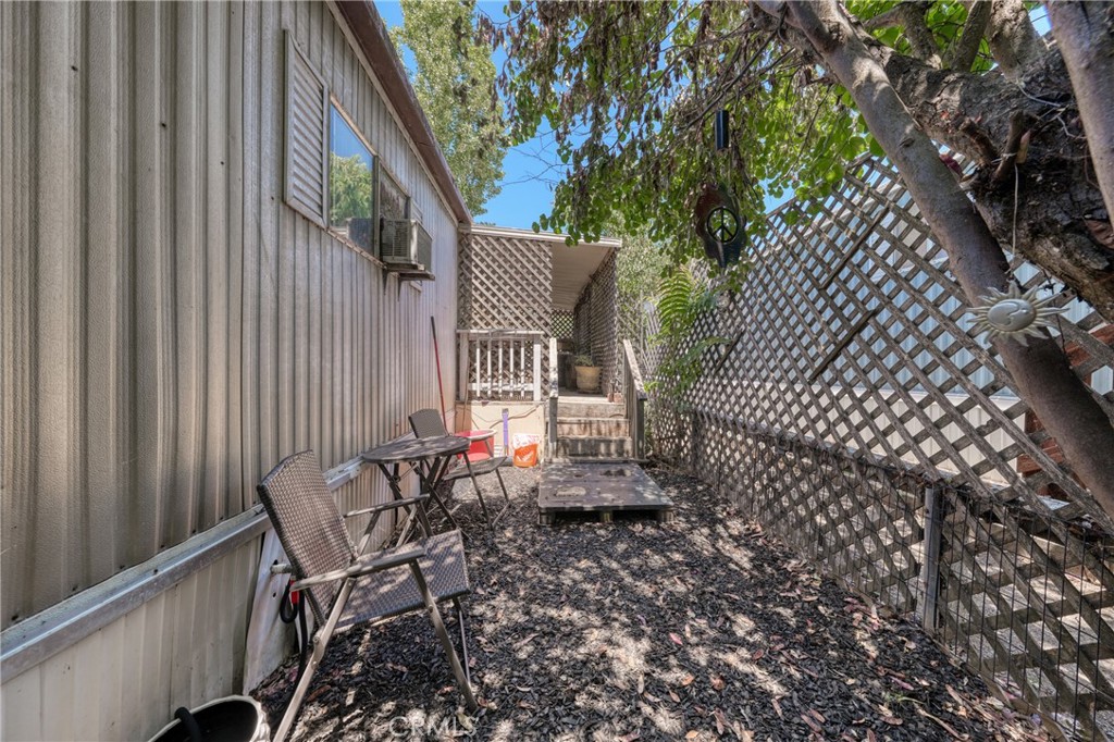3630 Country Club Ln, Lucerne, CA 95458