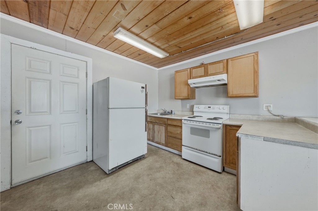 6304 E Highway 20, Lucerne, CA 95458