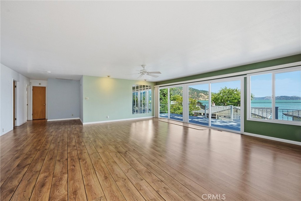 7926 Richard Dr, Lucerne, CA 95458