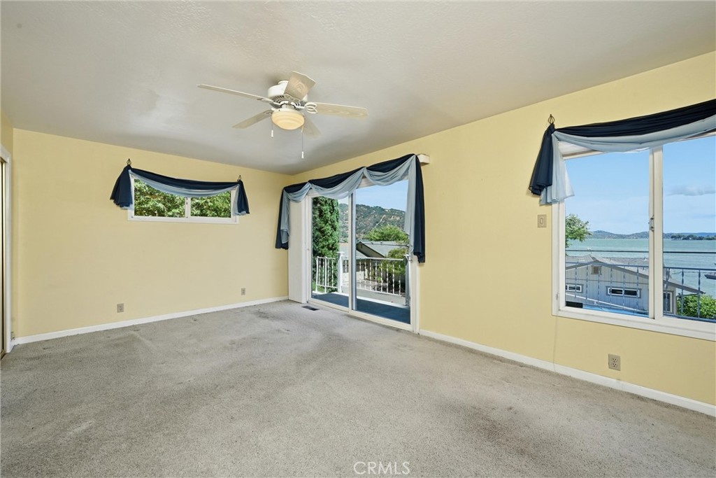 7926 Richard Dr, Lucerne, CA 95458