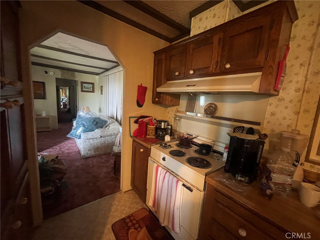 3855 Lakeview, Lucerne, CA 95458