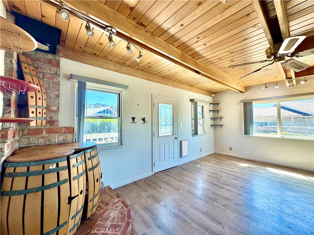 7775 Richard Dr, Lucerne, CA 95458