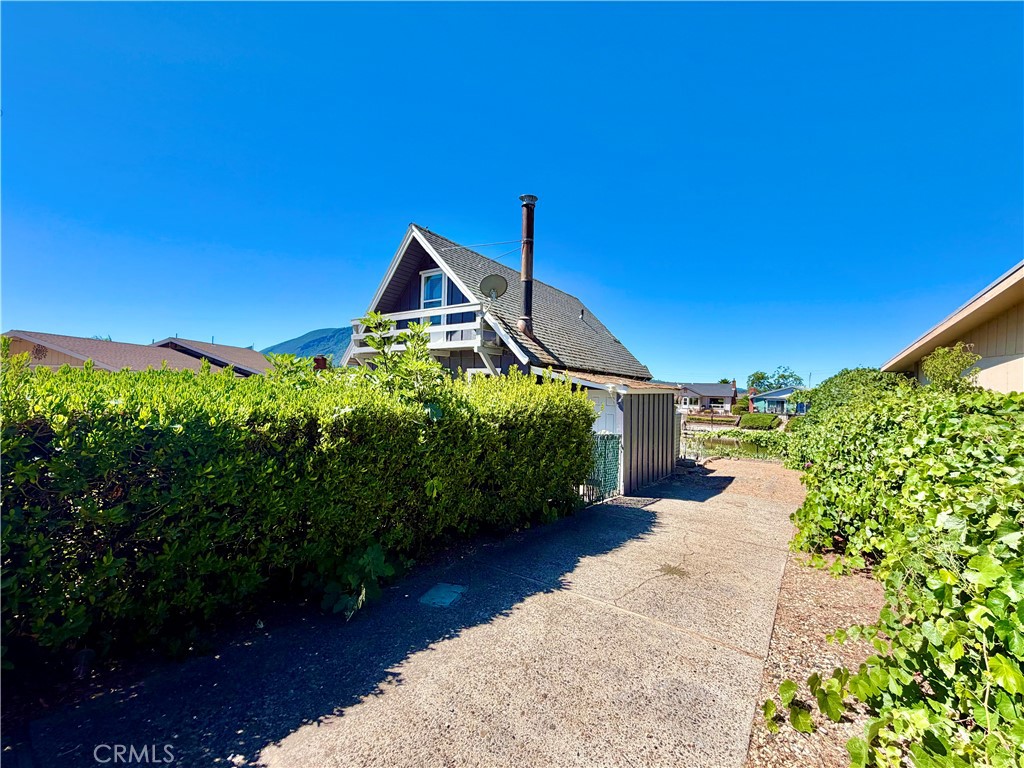 7775 Richard Dr, Lucerne, CA 95458