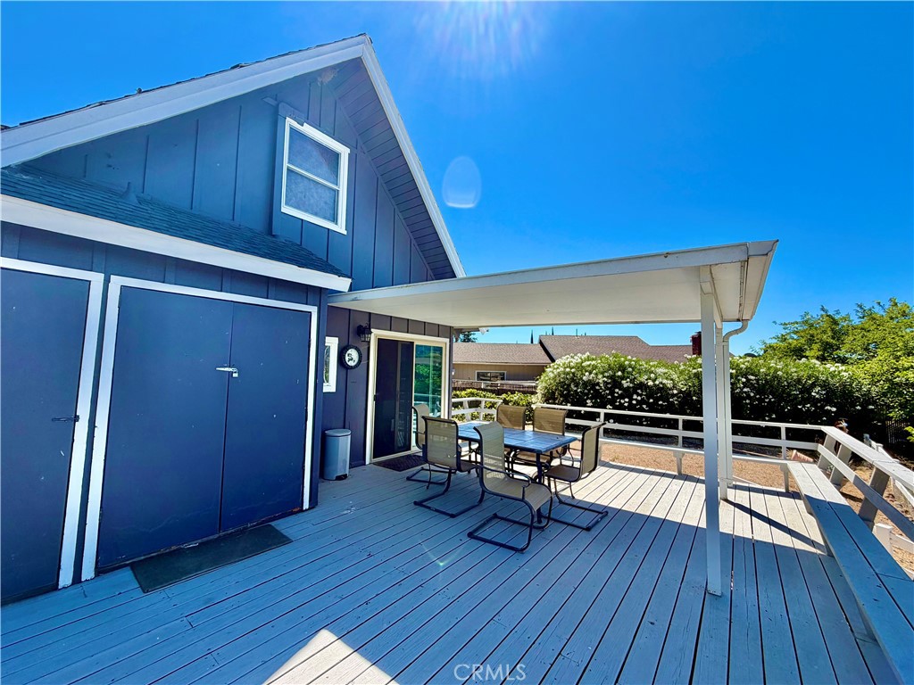 7775 Richard Dr, Lucerne, CA 95458