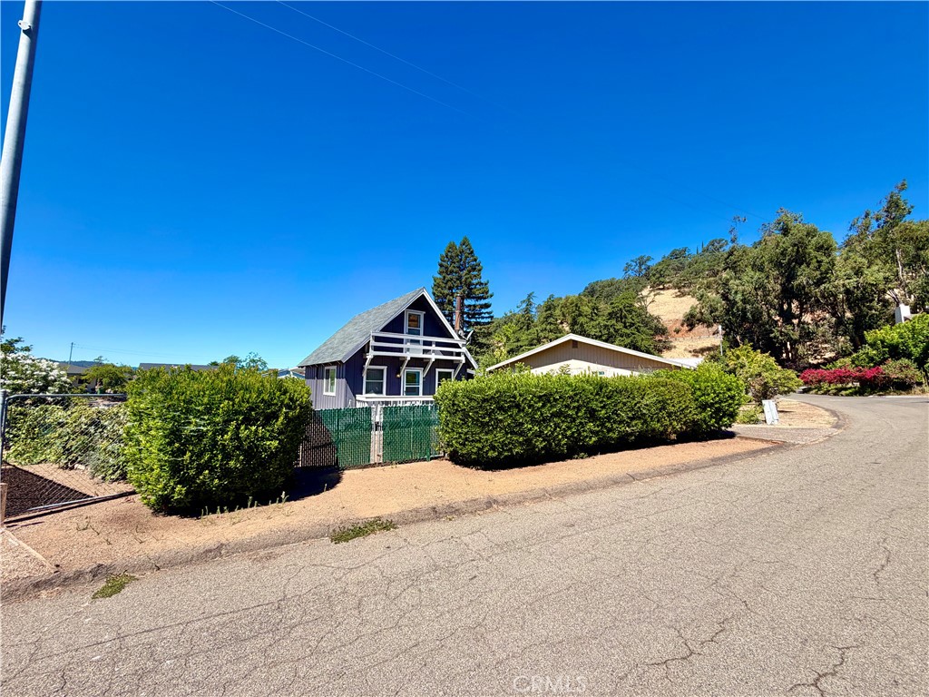 7775 Richard Dr, Lucerne, CA 95458