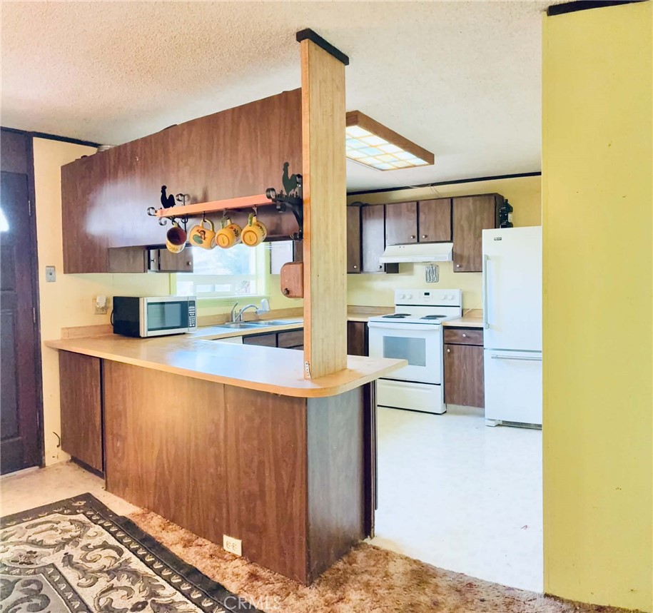 5805 Arden, Lucerne, CA 95458