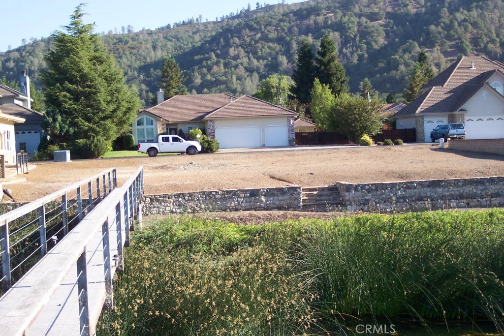 8313 Paradise Lagoon, Lucerne, CA 95458