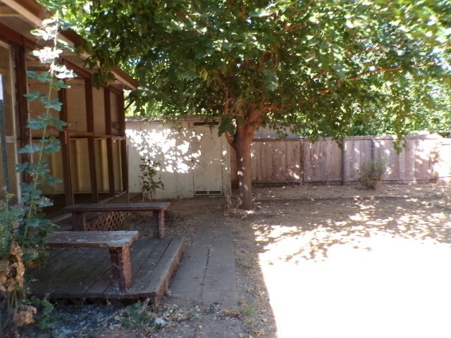 6258 5th Ave, Lucerne, CA 95458