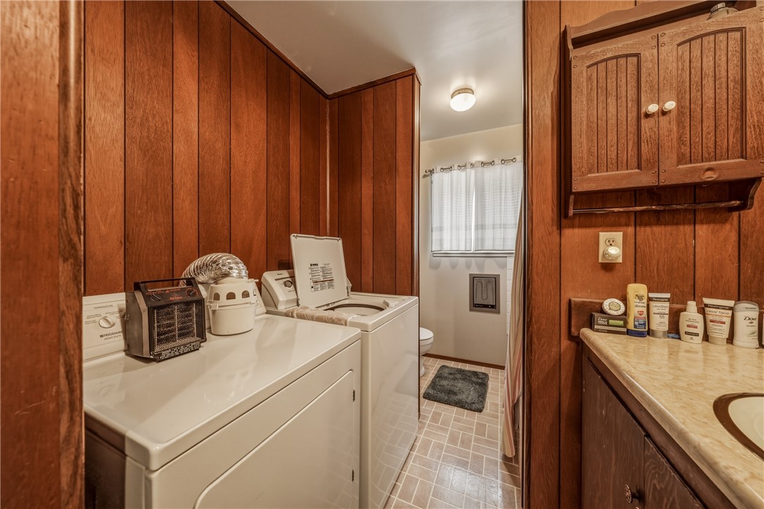 6947 Monte Mar Dr, Lucerne, CA 95458