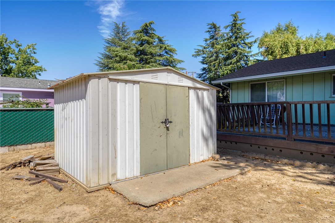 6947 Monte Mar Dr, Lucerne, CA 95458