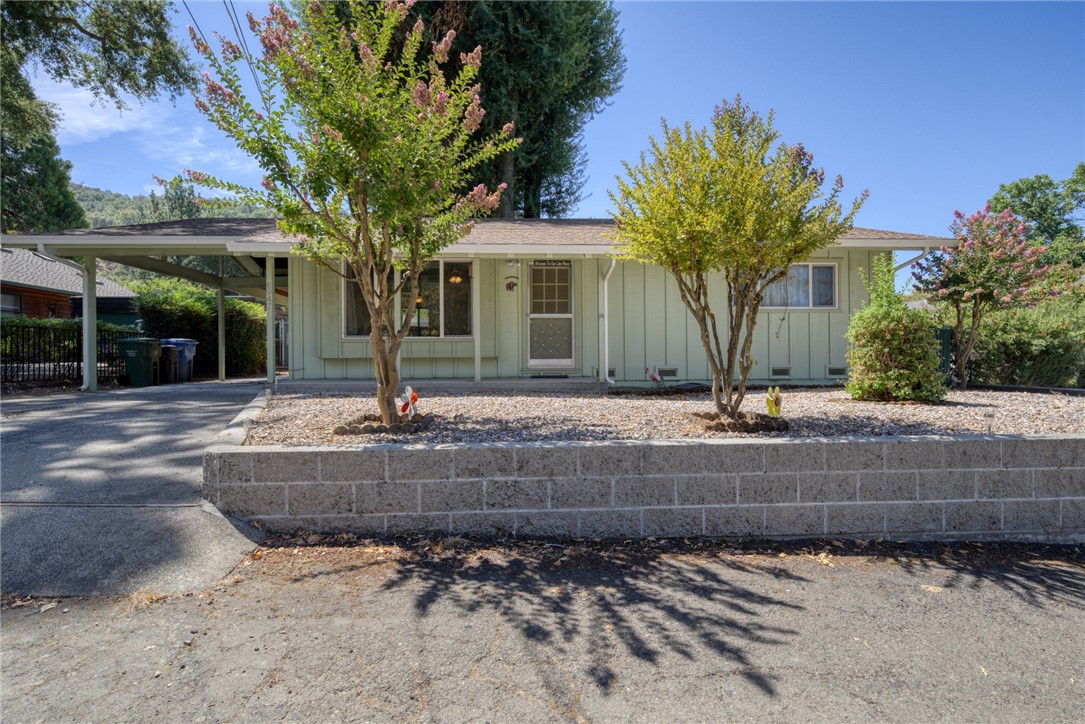 6947 Monte Mar Dr, Lucerne, CA 95458