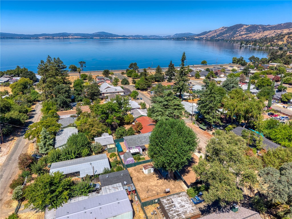 6947 Monte Mar Dr, Lucerne, CA 95458