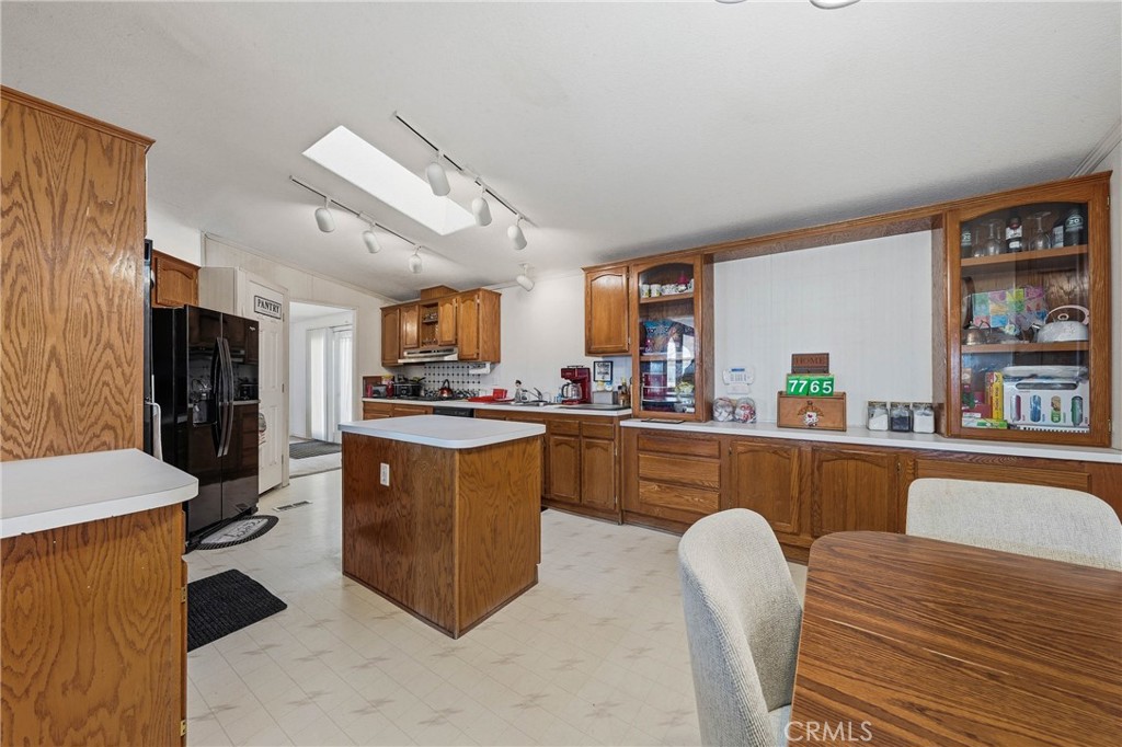7765 Verna Way, Lucerne, CA 95458