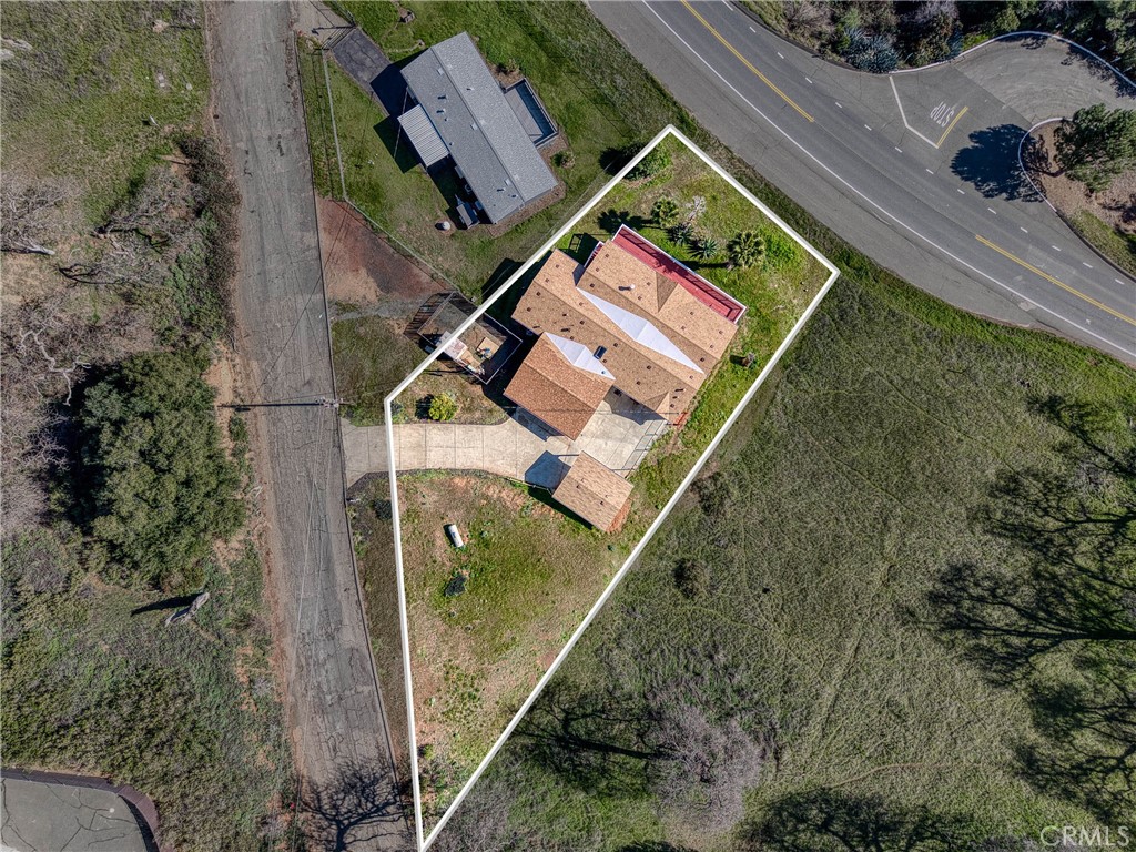 7765 Verna Way, Lucerne, CA 95458