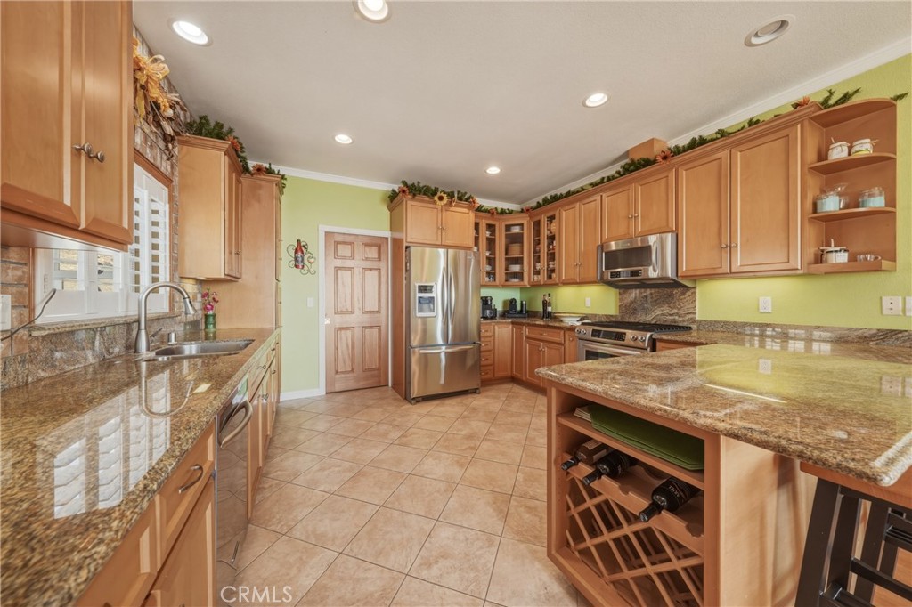 7741 Al, Lucerne, CA 95443