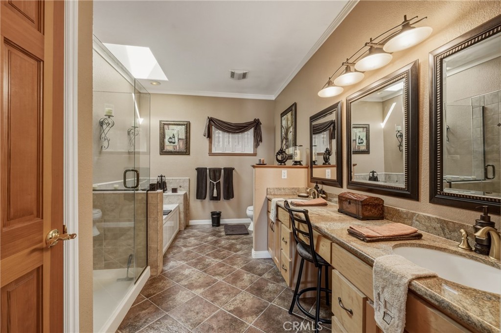 7741 Al, Lucerne, CA 95443