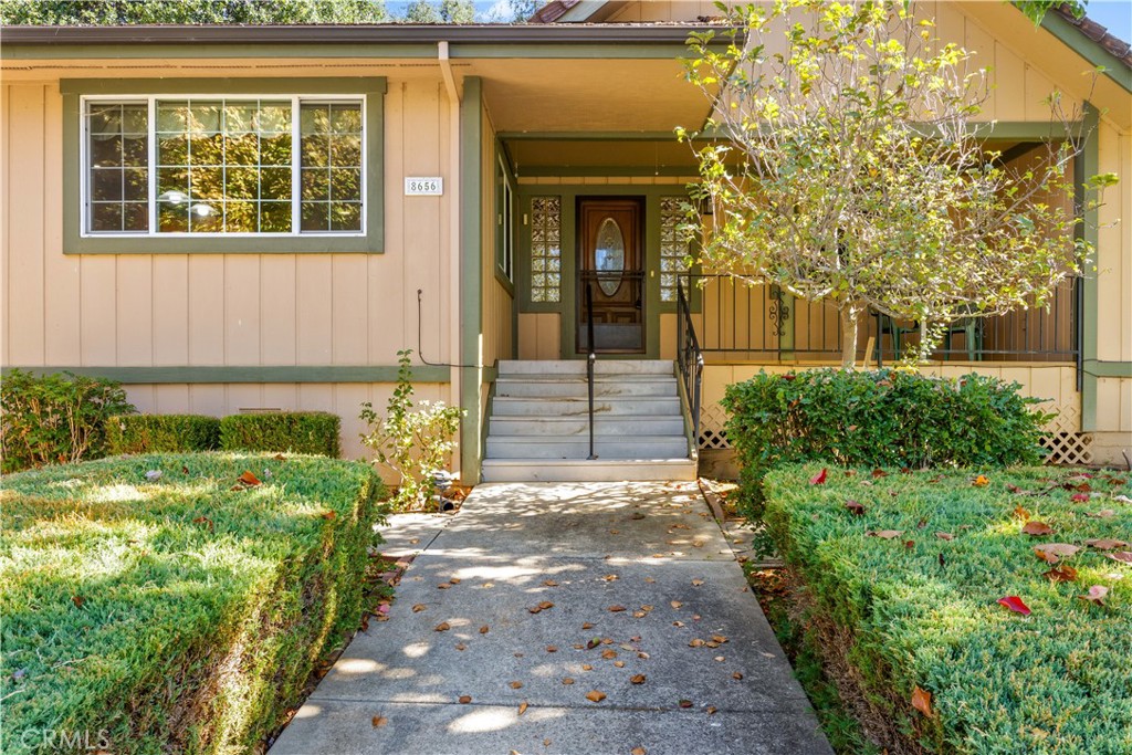 8656 Paradise Valley Blvd, Lucerne, CA 95458