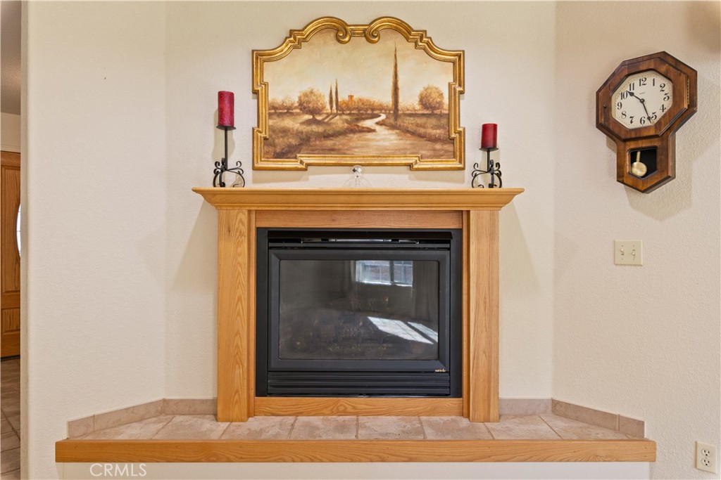 8656 Paradise Valley Blvd, Lucerne, CA 95458