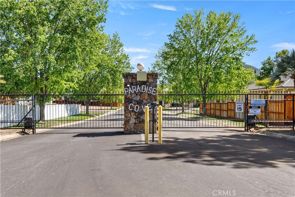 8656 Paradise Valley Blvd, Lucerne, CA 95458
