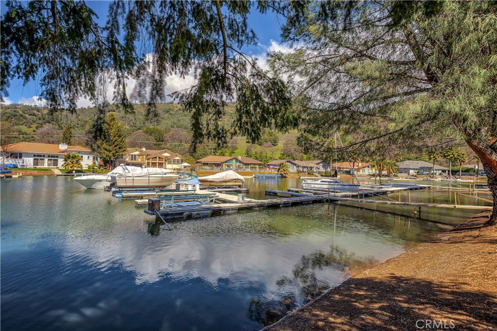 8656 Paradise Valley Blvd, Lucerne, CA 95458