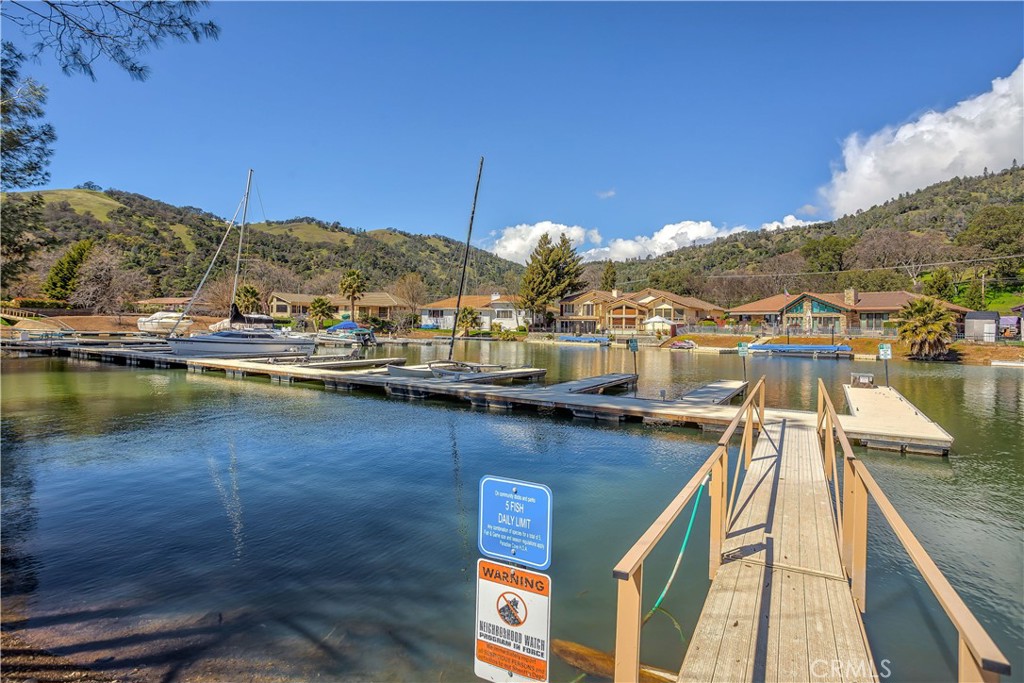 8656 Paradise Valley Blvd, Lucerne, CA 95458
