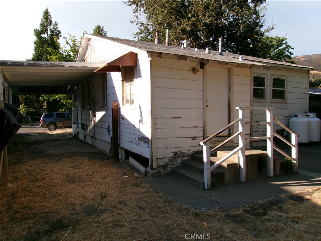 6065 2nd Ave, Lucerne, CA 95458
