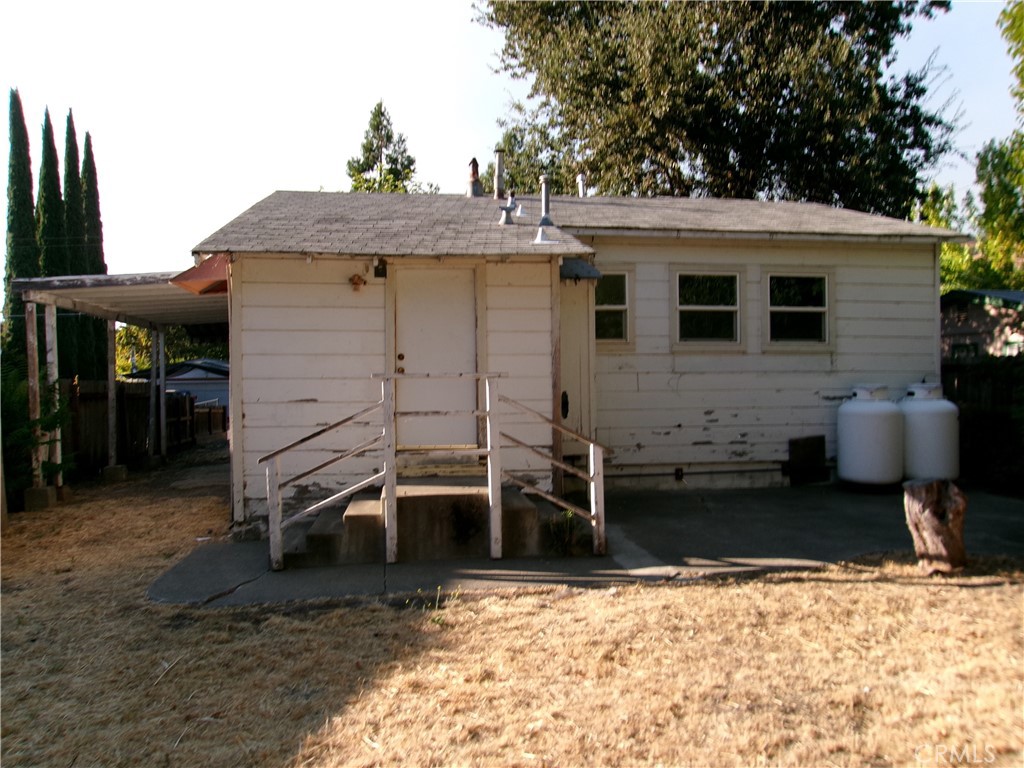 6065 2nd Ave, Lucerne, CA 95458