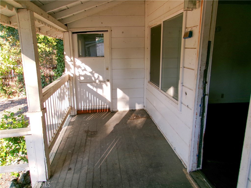 6065 2nd Ave, Lucerne, CA 95458