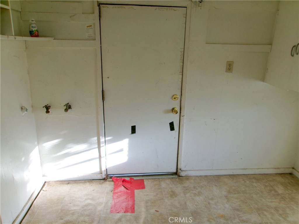 6065 2nd Ave, Lucerne, CA 95458